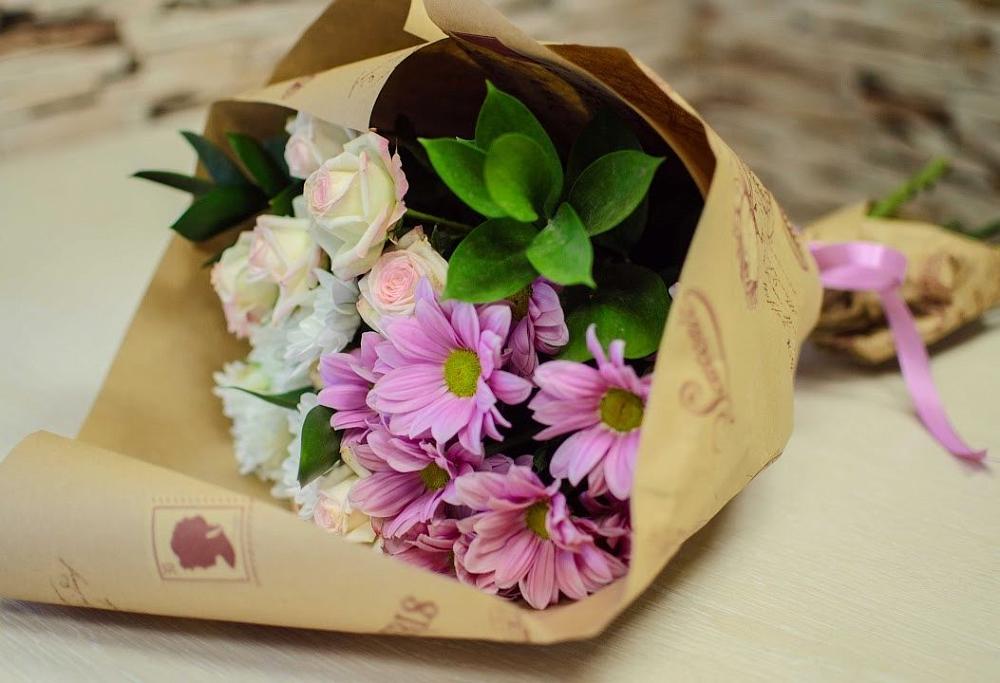 Букет цветов из: Розы и Хризантемы в Никоновское