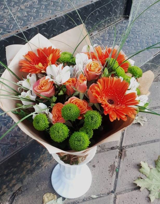 Букет цветов из: Герберы, Хризантемы, Альстромерии и Розы в Никоновское