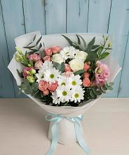Букет цветов из:  Розы, Лизиантусы и Хризантемы в Никоновское
