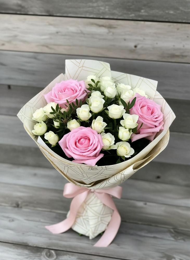 Букет цветов из: Розы в Никоновское