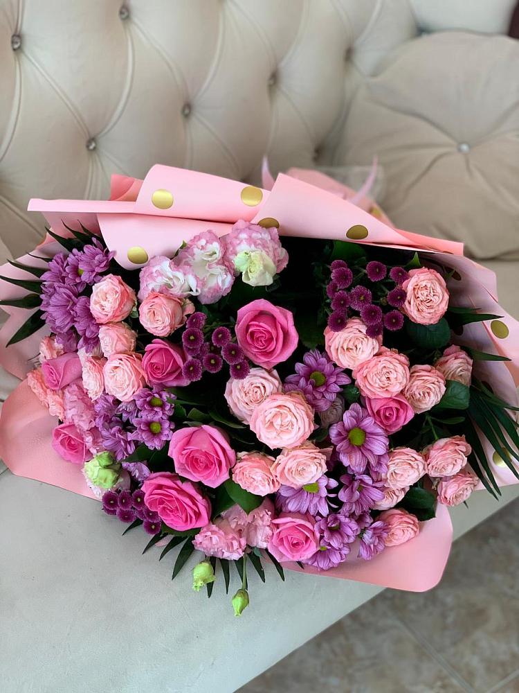 Букет цветов из: Хризантемы, Розы и Лизиантусы в Никоновское