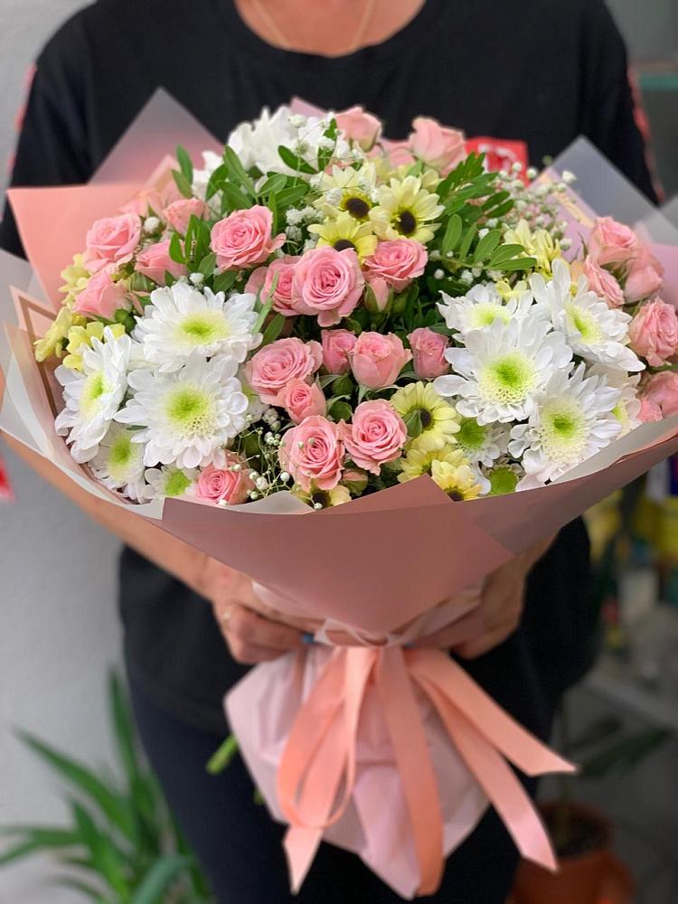 Букет цветов из: Розы и Хризантемы в Никоновское