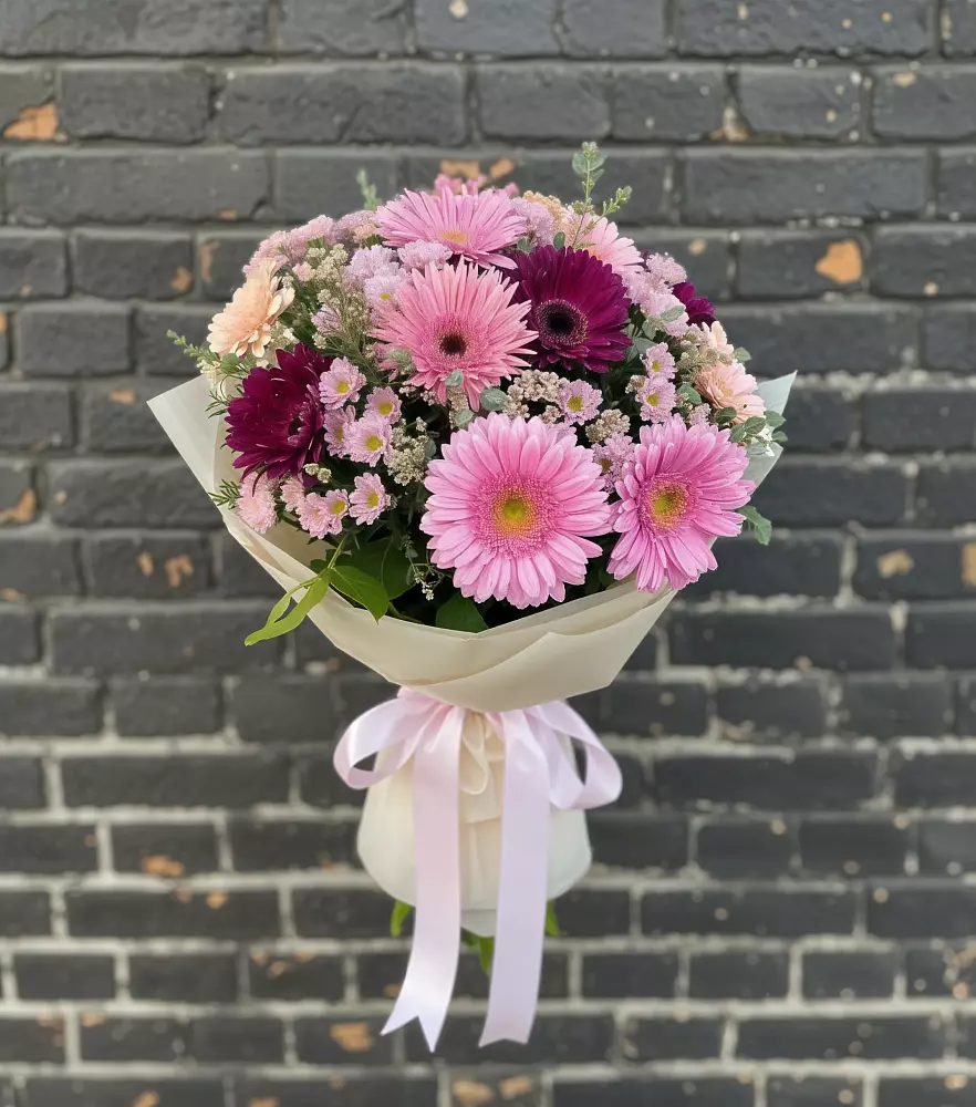 Букет цветов из: Герберы и Хризантемы в Никоновское