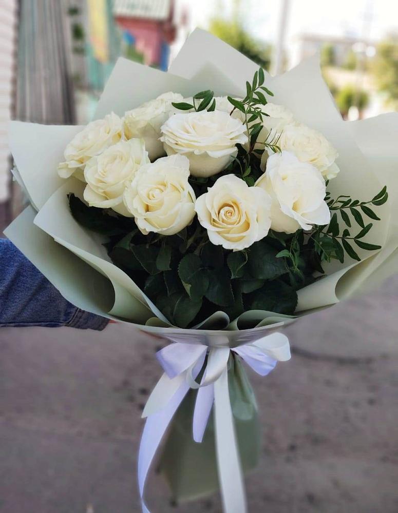 Букет Белые розы Проуд в Никоновское