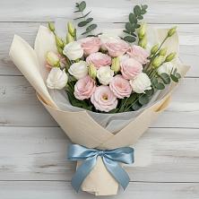 Букет цветов из:  Лизиантусы в Никоновское