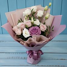 Букет цветов из:  Розы и Лизиантусы в Никоновское