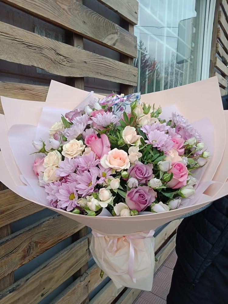 Букет цветов из: Розы и Хризантемы в Никоновское