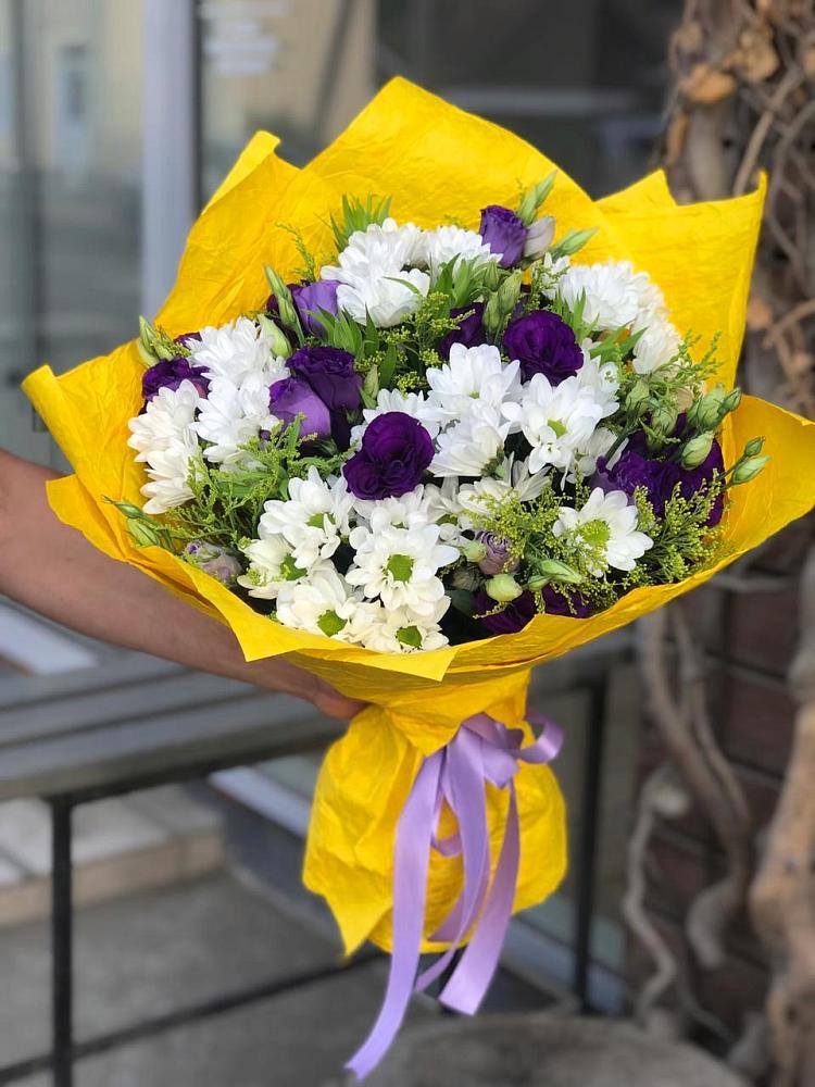 Букет цветов из: Ирисы, Хризантемы и Ромашки в Никоновское