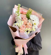 Букет цветов из:  Хризантемы и Розы в Никоновское