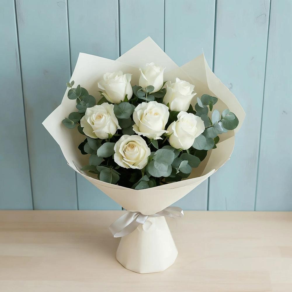 Букет Белые розы в Эвкалипте в Никоновское