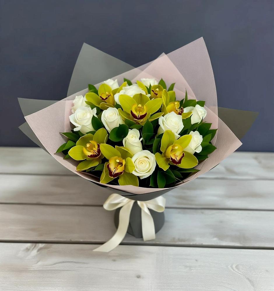 Букет цветов из: Орхидеи и Розы в Никоновское