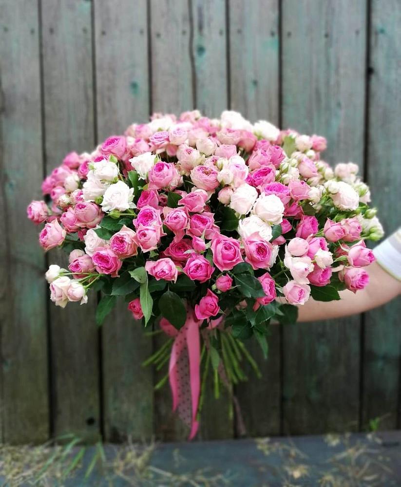 Букет Розовые кустовые розы Натали и Лав Лидия в Никоновское