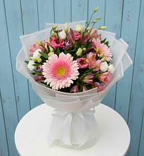 Букет цветов из:  Герберы, Альстромерии и Лизиантусы в Никоновское