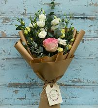 Букет цветов из:  Розы и Лизиантусы в Никоновское