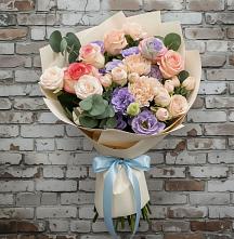 Букет цветов из:  Розы, Лизиантусы и Гвоздики в Никоновское
