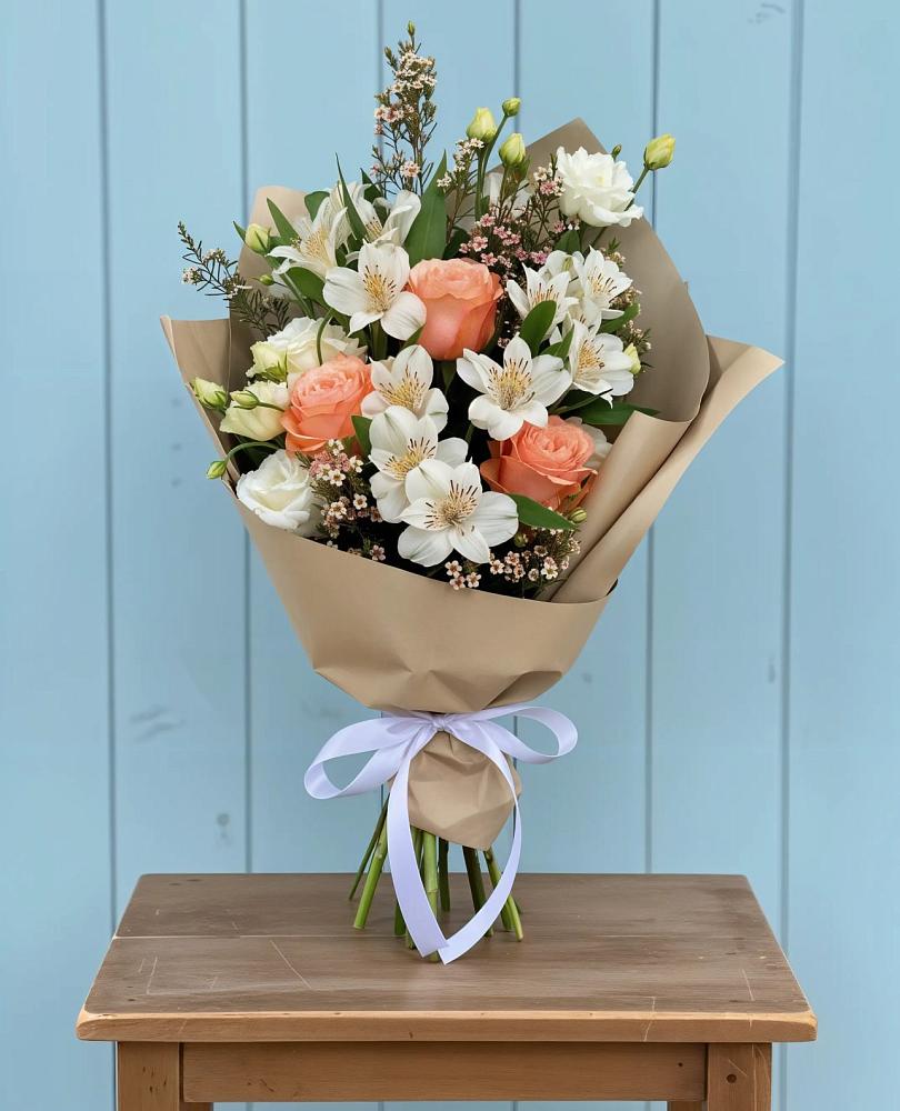 Букет цветов из: Альстромерии, Лизиантусы, Розы и Хризантемы в Никоновское