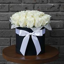 Цветочная композиция из Розы в шляпной коробке #REPLACE_PRED# Никоновское