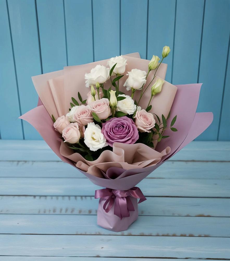 Букет цветов из: Розы и Лизиантусы в Никоновское